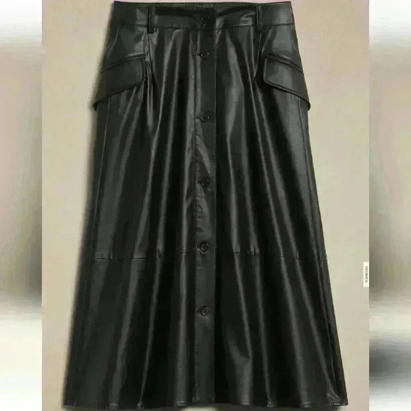 BANANA REPUBLIC VEGAN LEATHER MIDI SKIRT - Picture 5 of 7